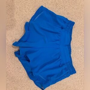 LULULEMON POOLSIDE BLUE HOTTY HOT SHORTS // LOW-RISE // 2.5”
